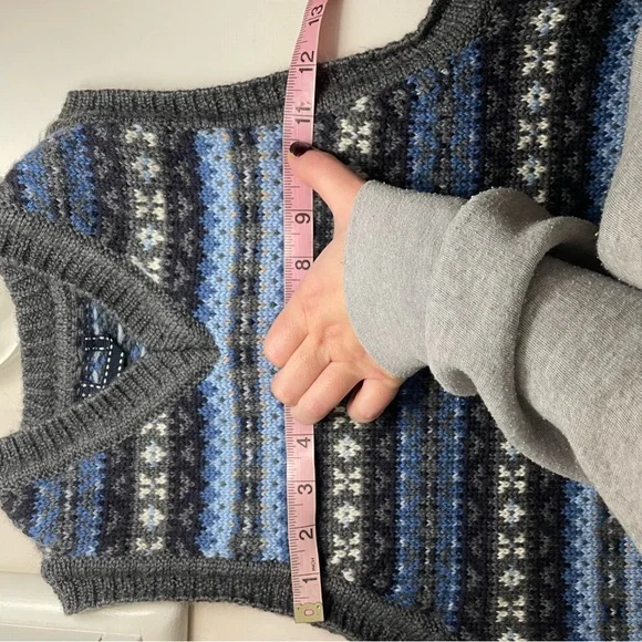 Vintage Wool Sweater Vest - Picture 7 of 8